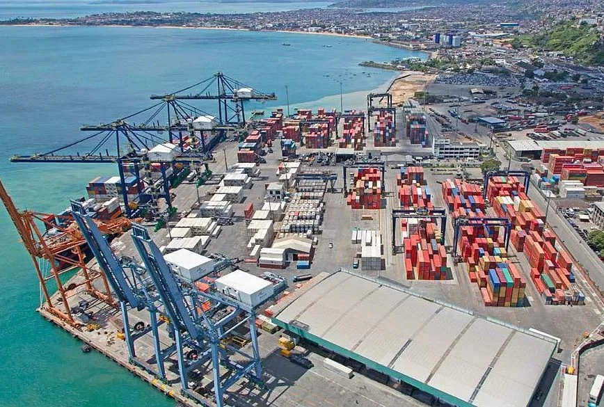 Operação da PF prende quatro funcionários do Porto de Salvador por suspeita de tráfico internacional de cocaína