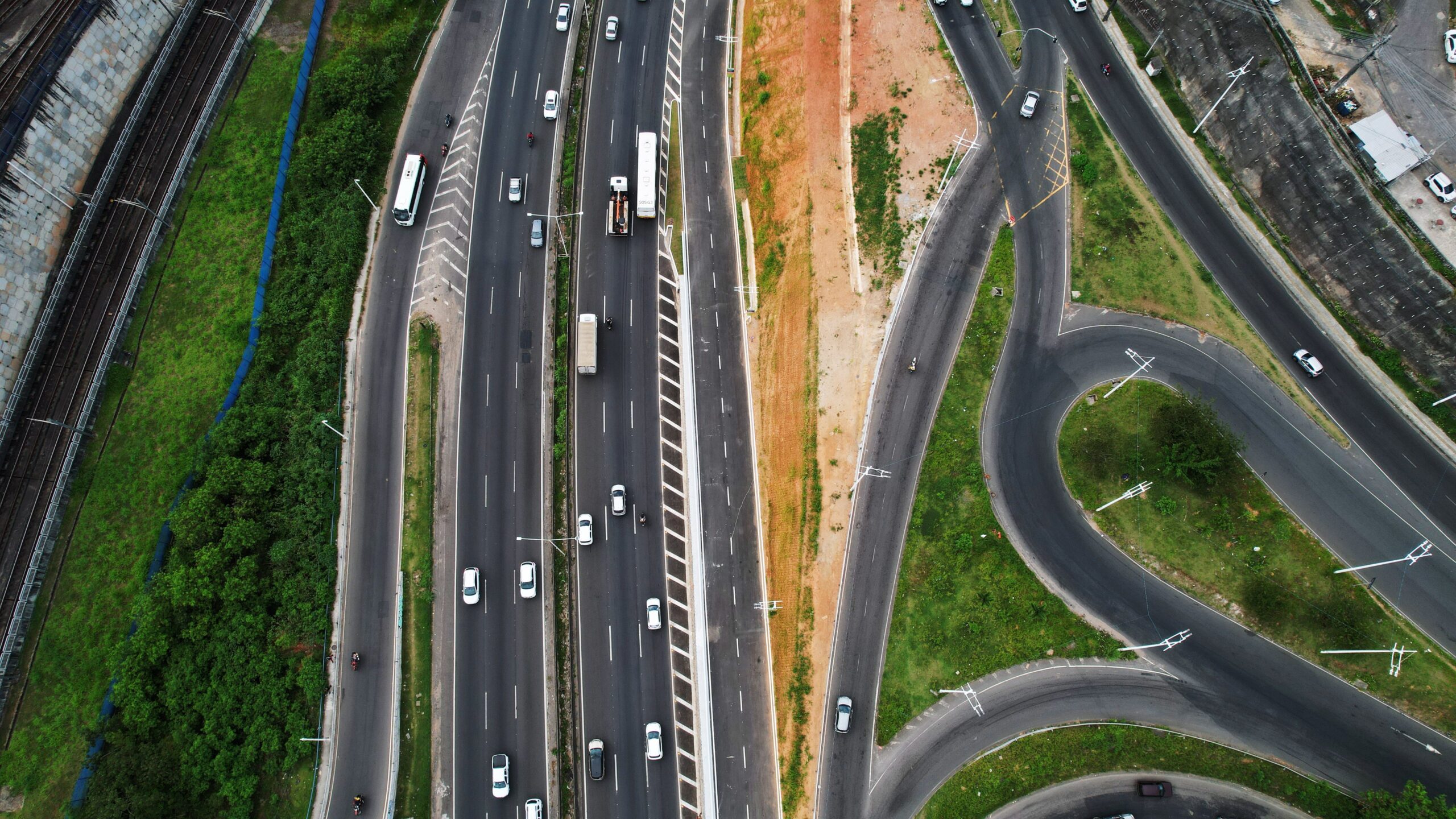 Novas vias encurtam trajetos e melhoram ligação entre bairros de Salvador