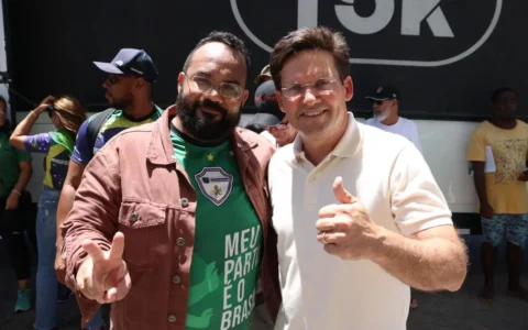 Imagem do post João Roma faz apelo a Leandro de Jesus após retirada de placa em rodovia: “Devolva sem qualquer avaria”