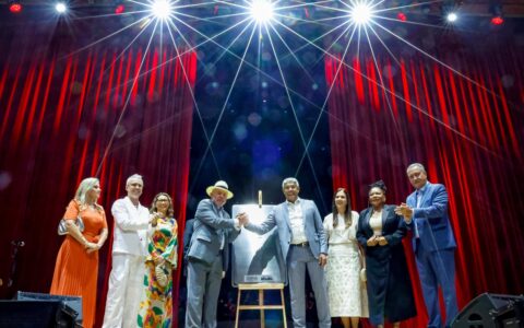 Imagem do post “‘O palco da cultura baiana renasce’, diz Ivana Bastos na reabertura do TCA”