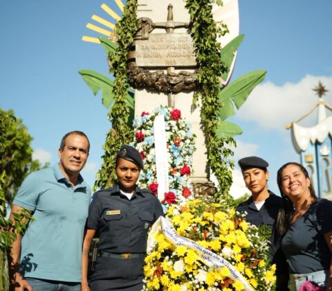 Imagem do post Bruno Reis destaca legado histórico do 2 de Julho durante abertura do cortejo cívico na Lapinha