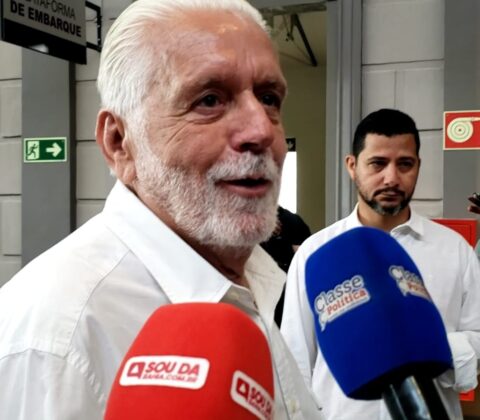 Imagem do post Jaques Wagner minimiza fala de João Roma e rebate ACM Neto sobre avanços da Ponte Salvador-Itaparica 