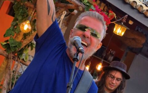 Imagem do post Tuca Fernandes lança “Banho de Sal” e celebra 15 anos de carreira solo