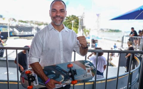 Imagem do post Augusto celebra inauguração do Skatepark do Subúrbio, primeiro do Brasil com certificação da World Skat
