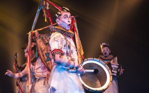 Imagem do post Premiado musical infantil chega à CAIXA Cultural Salvador em curta temporada