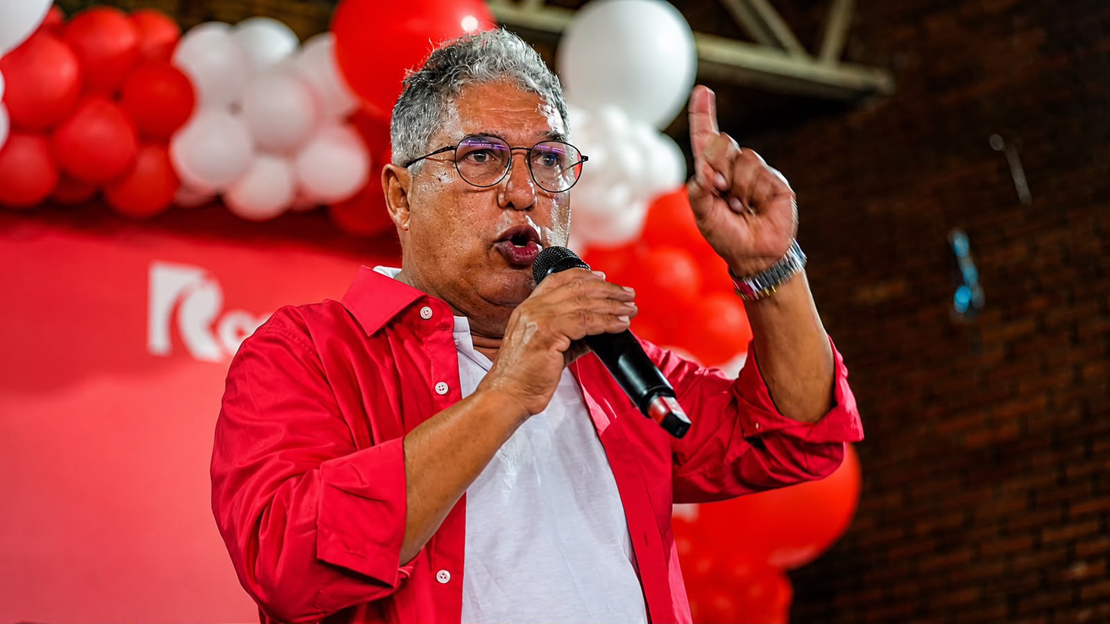 Rosemberg rebate João Roma e cobra coerência sobre impostos e investimentos