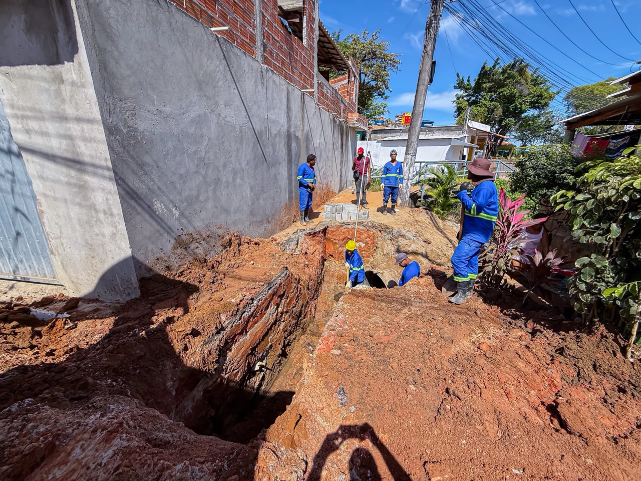 Lauro de Freitas inicia obra de microdrenagem no bairro de Itinga