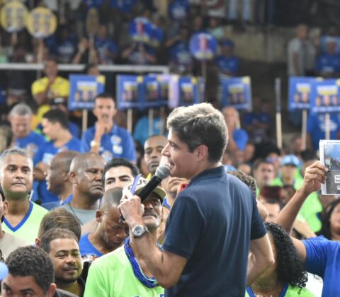 Imagem do post ACM Neto leva projeto de escuta popular a Pau da Lima nesta terça-feira