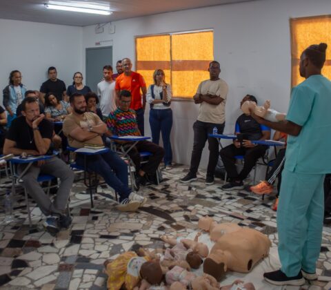 Imagem do post Prefeitura de Lauro de Freitas promove curso de primeiros socorros para professores