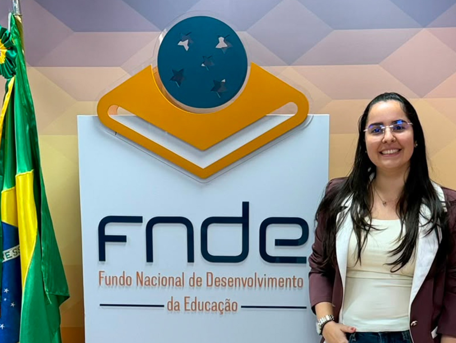 Prefeitura de Lauro de Freitas reforça parceria com o MEC em agenda estratégica em Brasília
