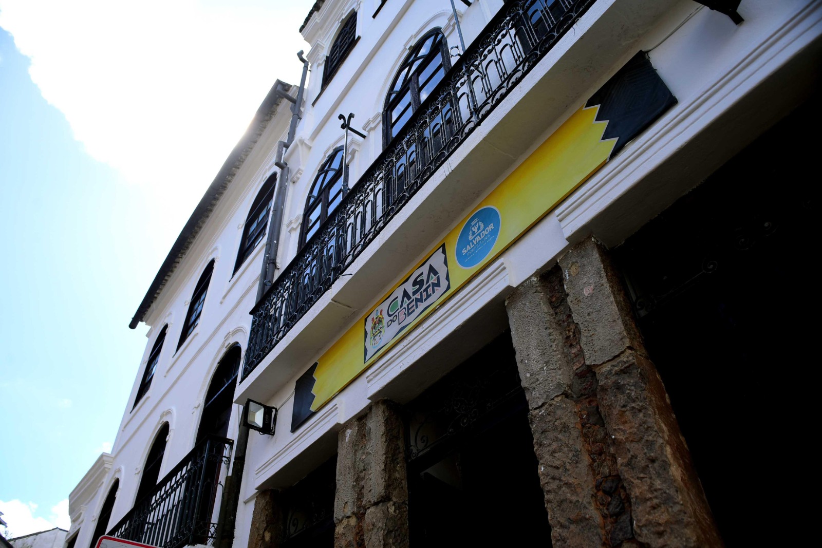 FGM 40+ Fundação Gregório de Mattos promove desfile literário inédito e reabre Casa do Benin durante a Flipelô 2026