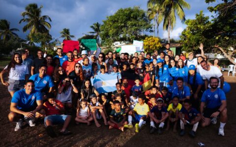 Imagem do post Bahia promove Copa do Mundo para crianças e emociona pais e atletas
