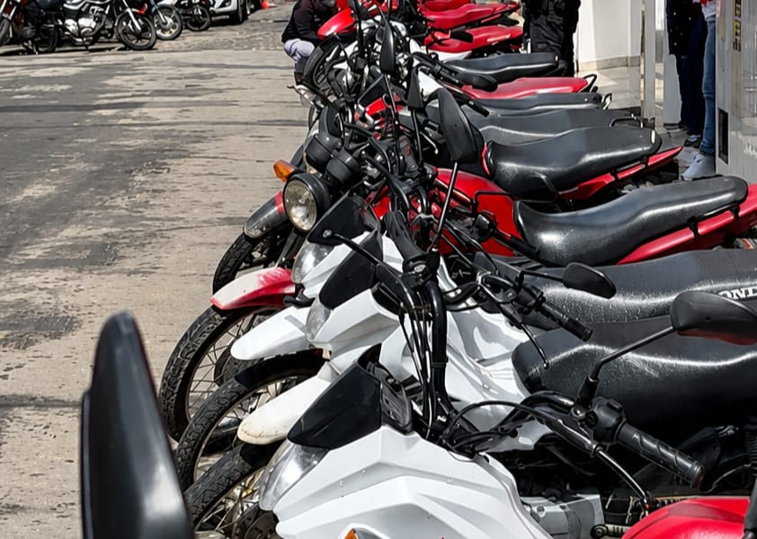 Ação conjunta apreende motocicletas com indícios de adulteração