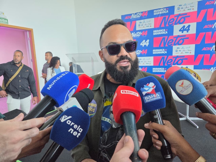 “Flávio Bolsonaro virá à Bahia apresentar propostas de mudança”, garante Leandro de Jesus