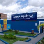 Lauro de Freitas abre novas vagas gratuitas para natação infantil; saiba como garantir a inscrição