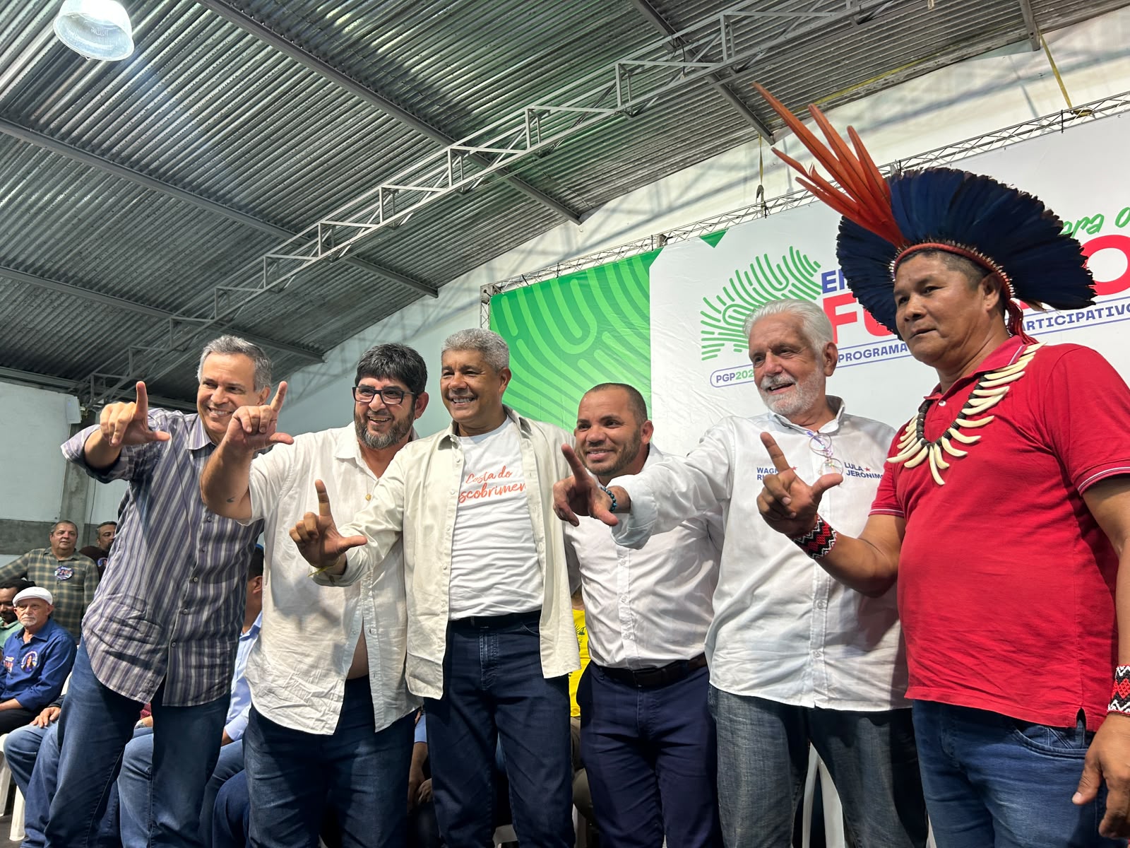 Ex-aliado de ACM Neto, prefeito declara apoio a Jerônimo e elogia governador: “Nem tudo é emenda e dinheiro”