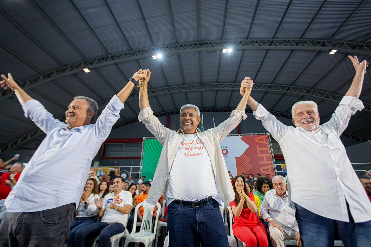 Expansão do VLT até Alagoinhas reforça projeto de modernização da Bahia, diz Rui Costa