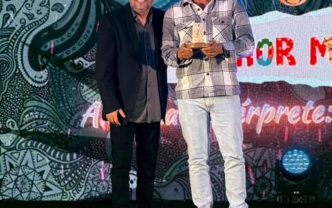 Imagem do post Flor Serena conquista o Prêmio Expresso Band Forró 2026 com a canção “Alcalino”