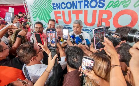 Imagem do post Jerônimo acusa ACM Neto de “usar” imagem de Lula e dispara: “Eles são o anti-Lula”