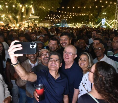 Imagem do post ACM Neto faz promessa a prefeito de São Gonçalo e define prioridades
