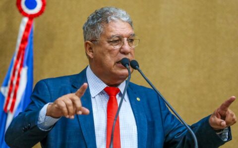 Imagem do post Rosemberg critica “Pix Saúde” de ACM Neto e cita problemas na saúde de aliados