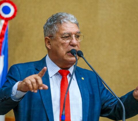 Imagem do post Rosemberg critica “Pix Saúde” de ACM Neto e cita problemas na saúde de aliados