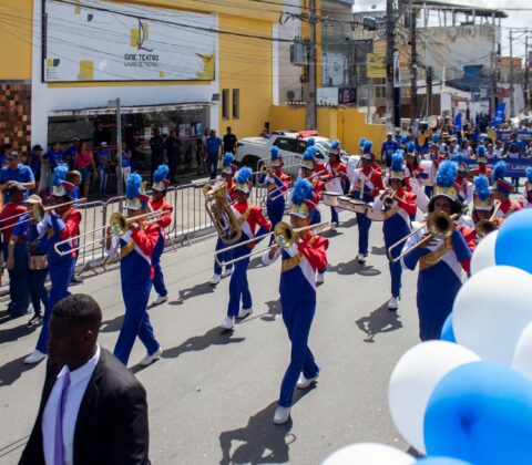 Imagem do post Lauro de Freitas celebra 64 anos com desfile que destaca educação e cidadania