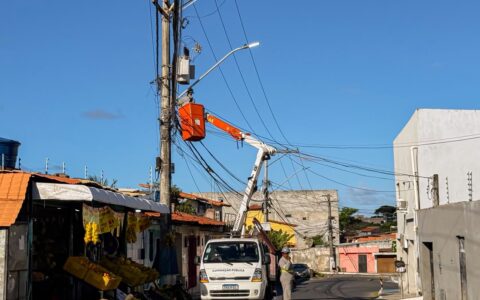 Imagem do post Lauro de Freitas ganha novas luminárias de LED em ação que promete mais segurança
