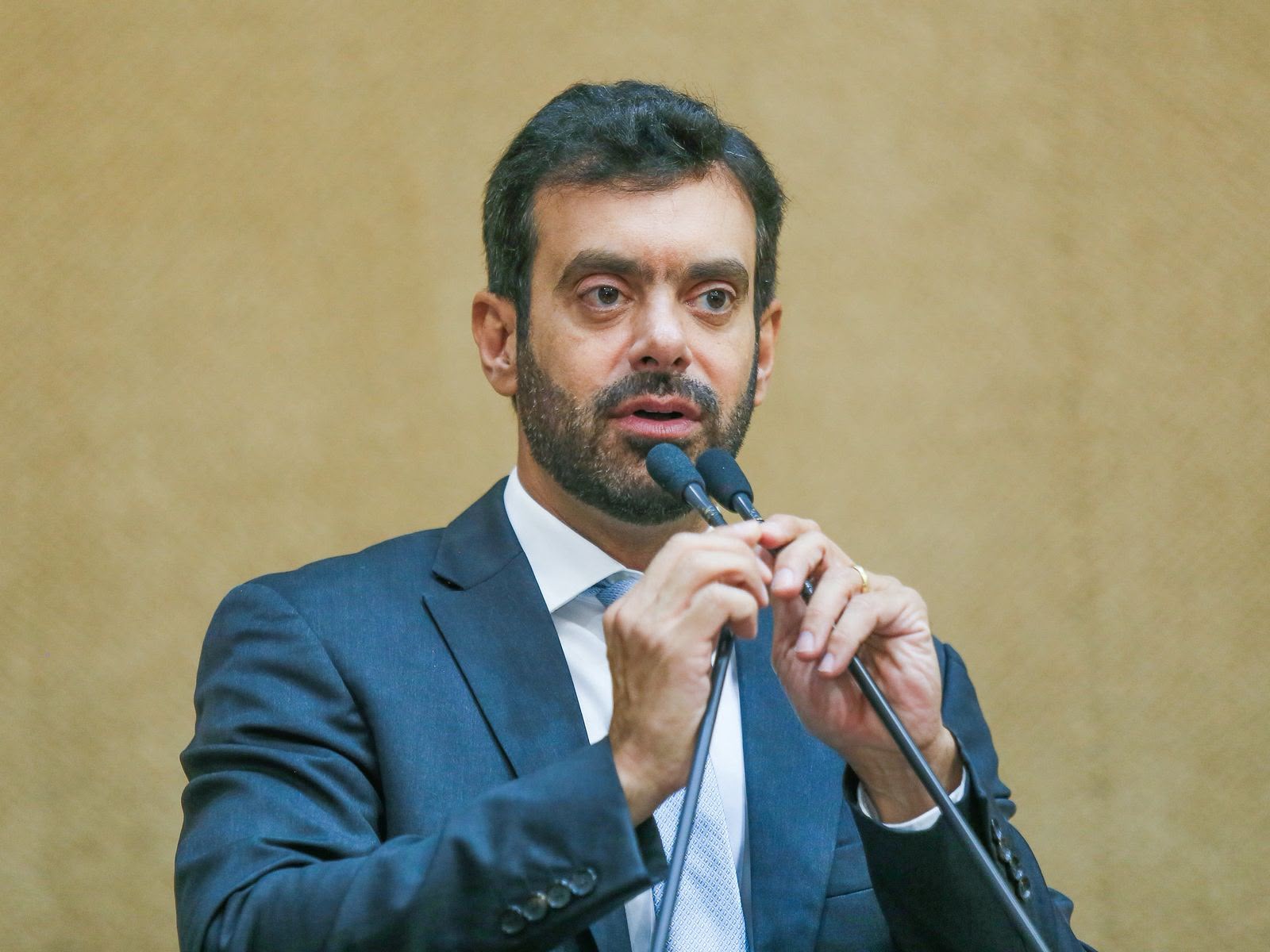 Tiago Correia lamenta decisão da Justiça contra obra do Estado