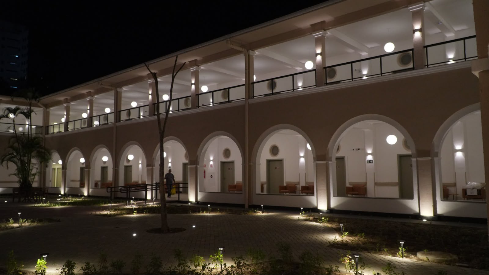 Lideranças nacionais da saúde conhecem Hospital Casa de Retiro São Francisco durante jantar em Salvador