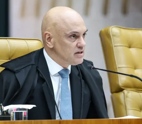 Imagem do post PF faz busca na casa de Bolsonaro após arma registrada não ser localizada