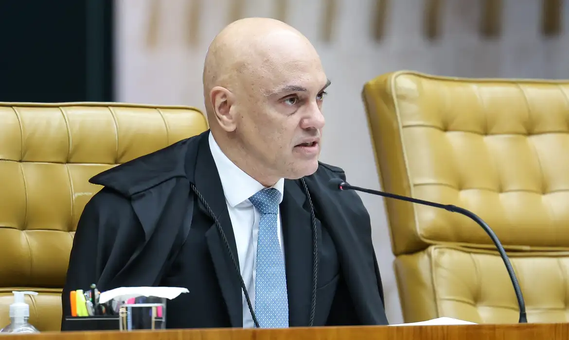 PF faz busca na casa de Bolsonaro após arma registrada não ser localizada