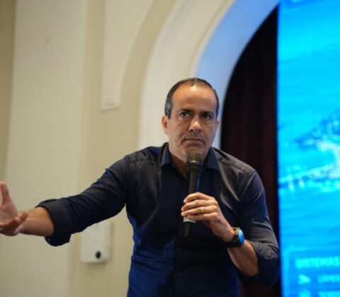 Imagem do post Bruno Reis diz que Prefeitura não pode ficar “de braços cruzados” diante da violência