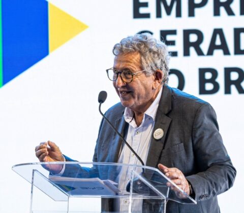Imagem do post “Com esses equipamentos, vamos atender quase 2 mil pessoas”, diz prefeito Caetano