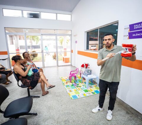 Imagem do post USF Piaçaveira une conscientização sobre hepatites e saúde bucal em ação especial