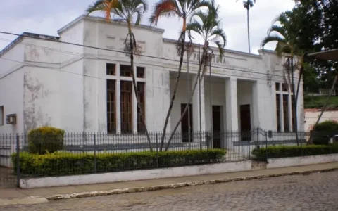 Imagem do post Prefeitura de cidade baiana abre 102 vagas com salários de até R$ 5,1 mil; veja como participar