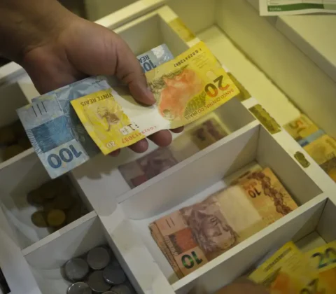 Imagem do post Senado aprova “Pix Pensão”; veja como vai funcionar novo sistema