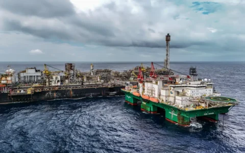 Imagem do post Governo mantém imposto sobre exportação de petróleo