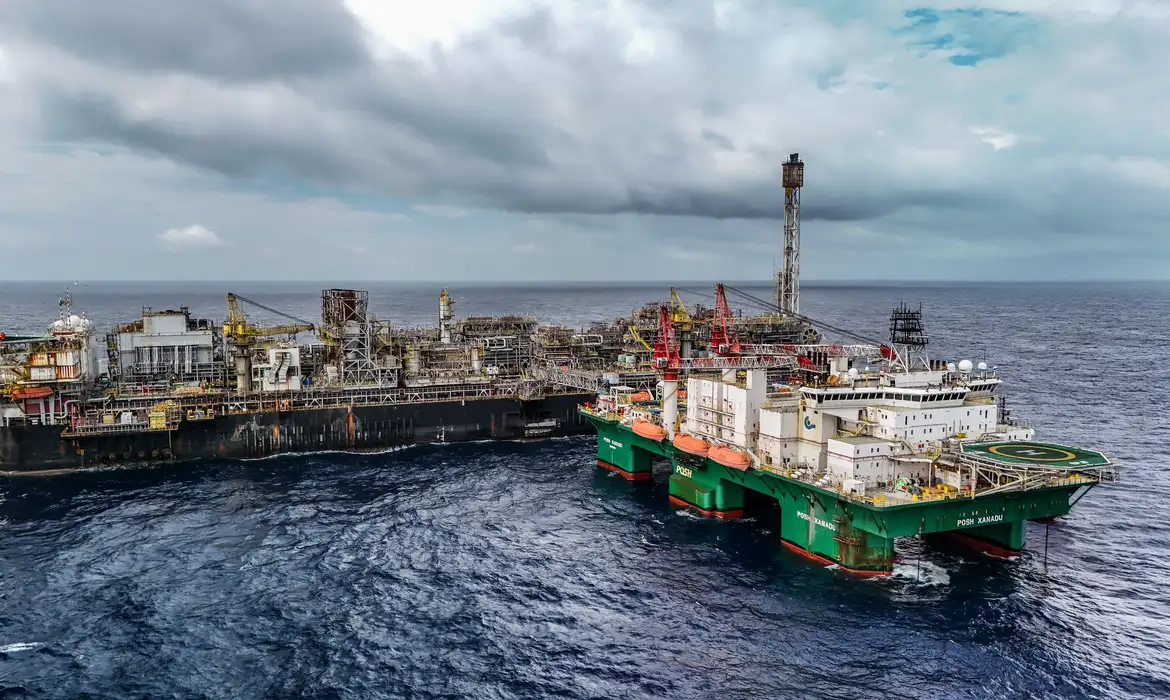 Governo mantém imposto sobre exportação de petróleo