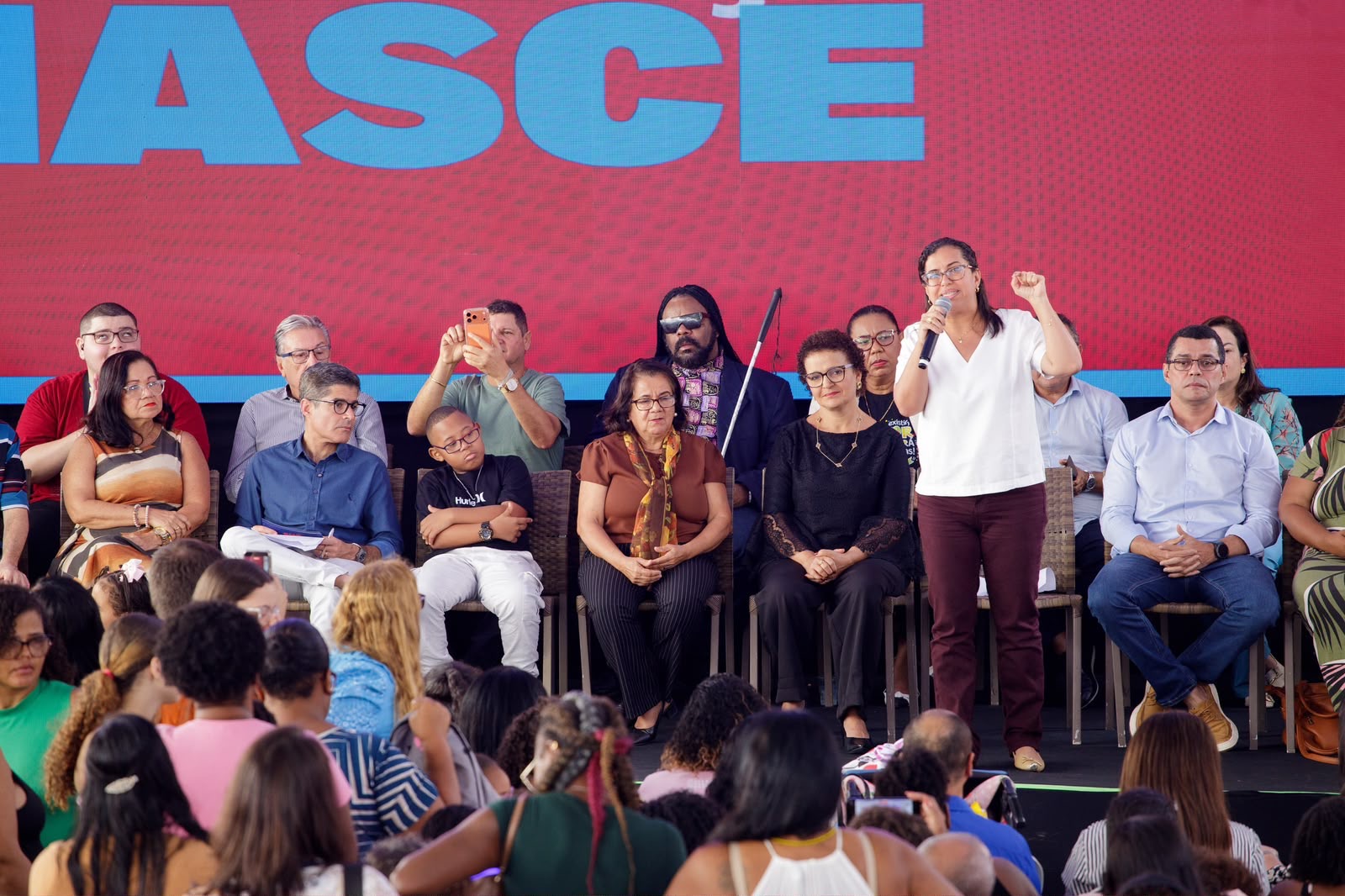 “Ouvir famílias atípicas é transformar escuta em políticas públicas”, diz Ana Paula Matos
