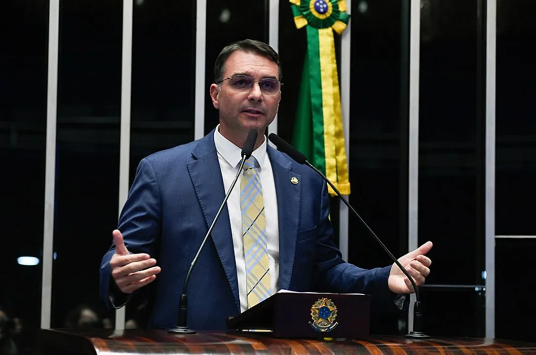 PL marca convenção para oficializar candidatura de Flávio Bolsonaro à Presidência; veja a data