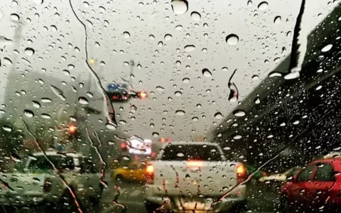Imagem do post Frente fria mantém litoral da Bahia em alerta para chuvas e ventos até segunda-feira