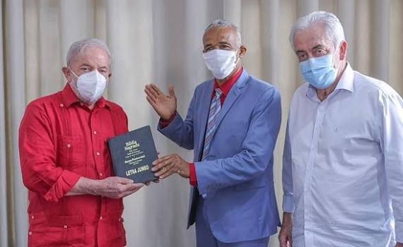 Isidório diz que ama Lula, mas anuncia voto em Augusto Cury por fidelidade ao Avante