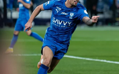 Imagem do post Clube europeu fecha acordo para contratar atacante baiano por R$ 146 milhões