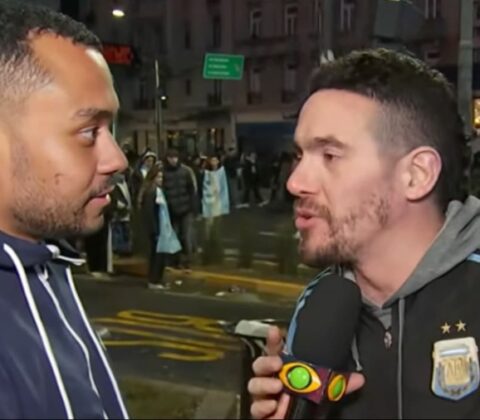 Imagem do post Repórter da Band sofre ofensa racista durante cobertura da Copa na Argentina