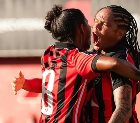 Imagem do post Vitória vence o Botafogo, deixa a lanterna e ganha fôlego na luta contra o rebaixamento