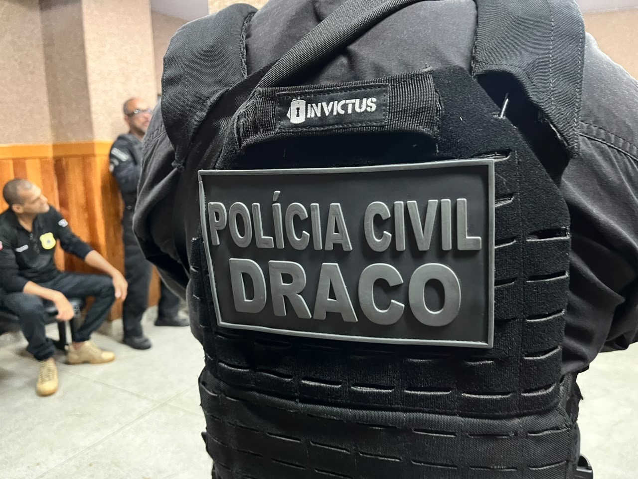 Operação combate esquema de envio ilegal de armas e bloqueia mais de R$ 30 milhões