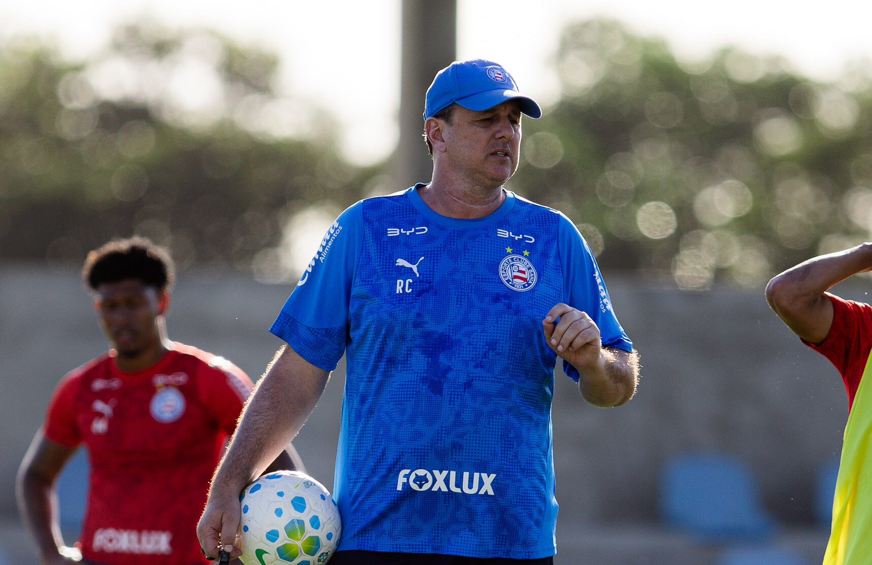 Bahia ganha reforços contra o Vasco e pode ter estreia de Marco Moreno