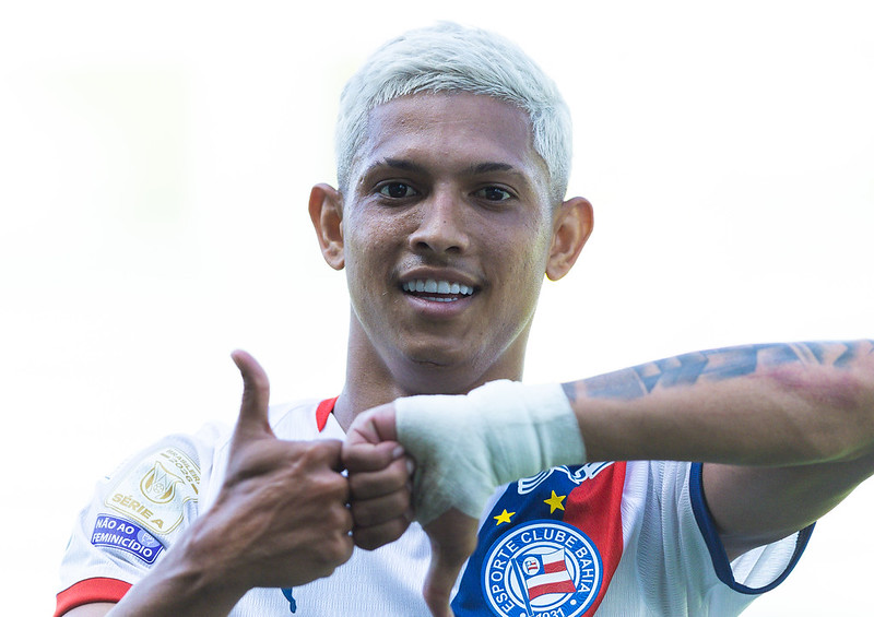 Bahia abre vantagem três vezes, mas leva empate da Chapecoense em jogo de seis gols