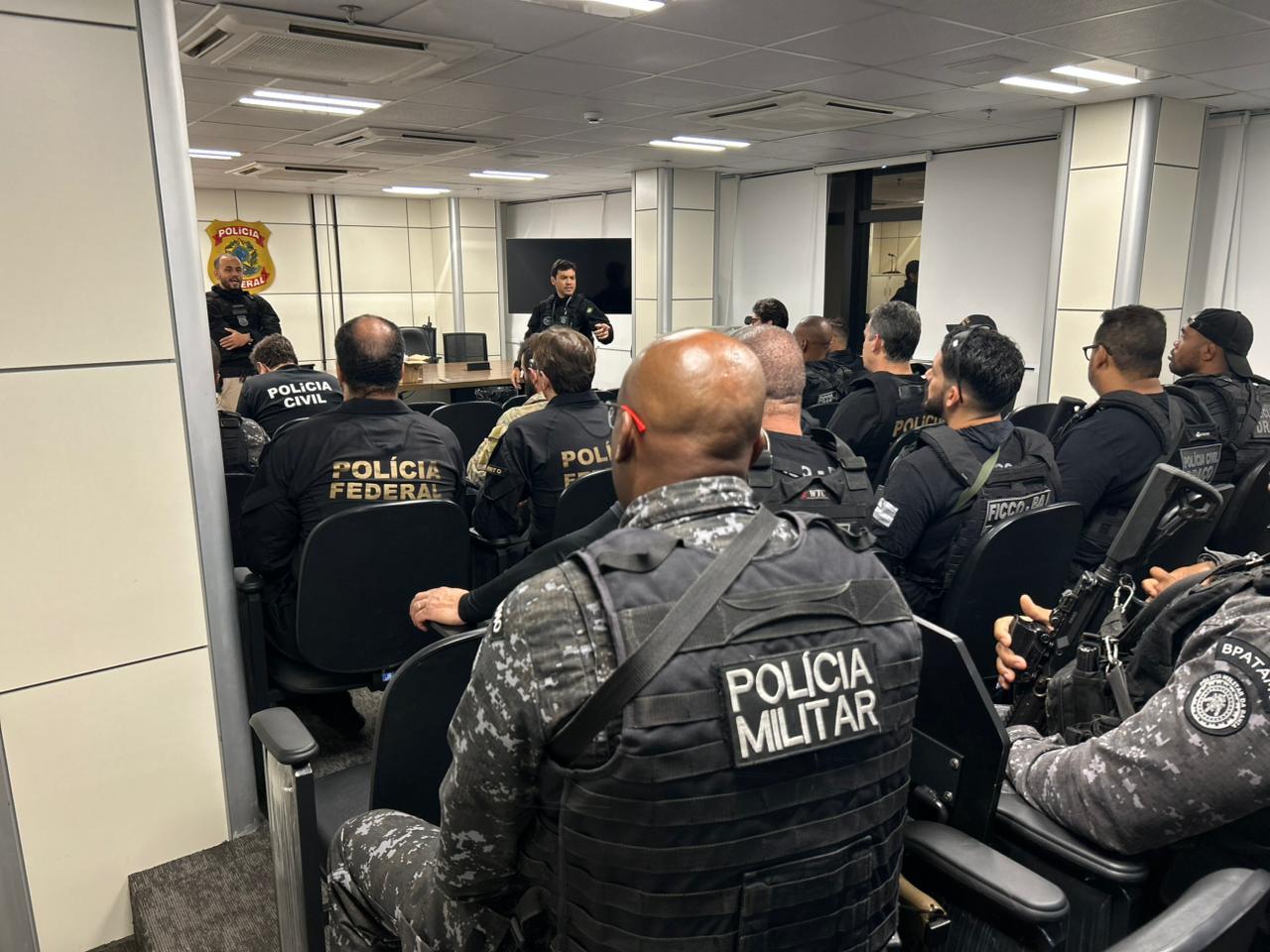 PM e PF capturam em Luís Eduardo Magalhães criminoso que cometeu feminicídio no Dia Internacional da Mulher